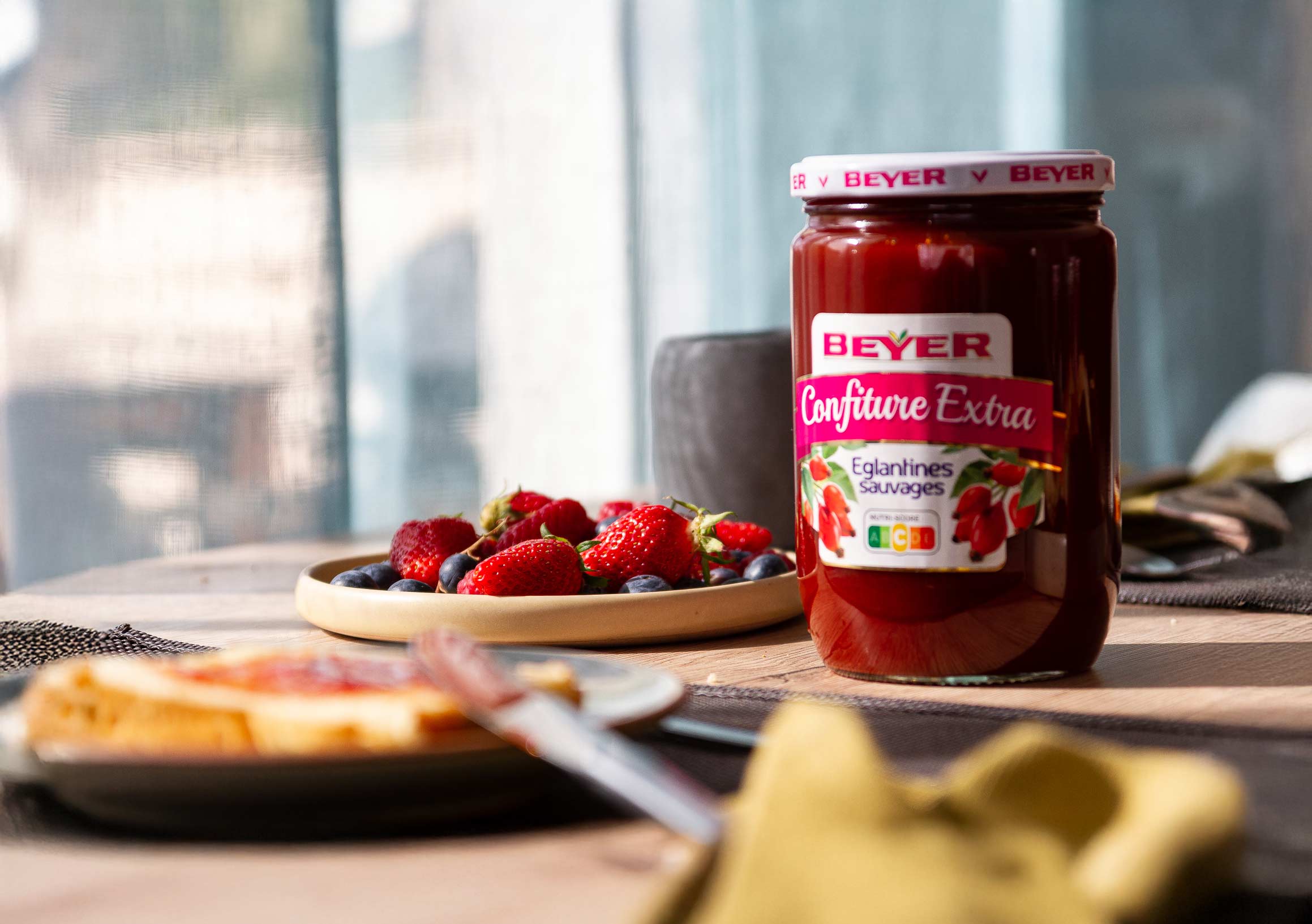 L'glantine, la rose sauvage qui se cache dans nos jardins...